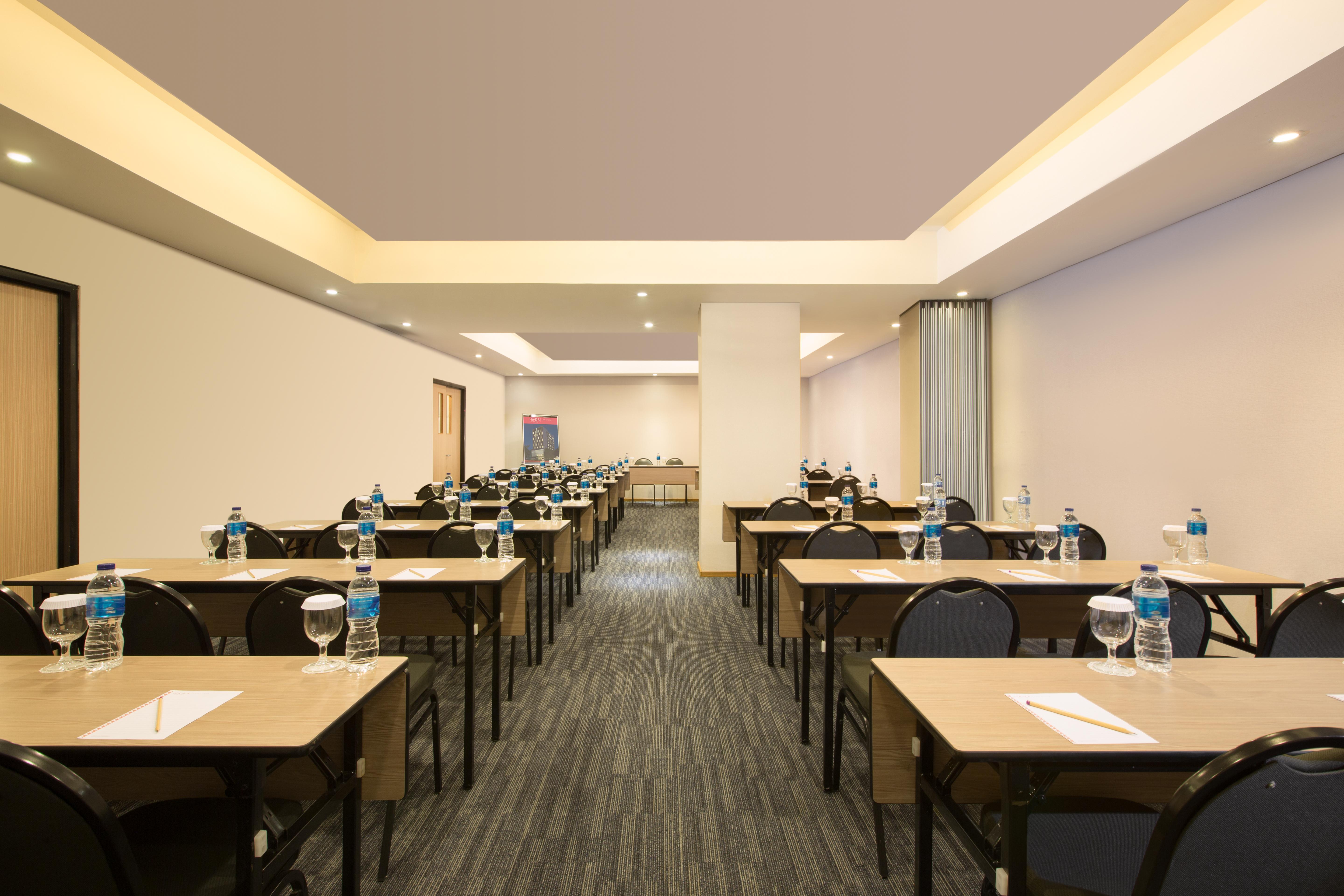 Up-Peak Hotel Simpang Lima Semarang Formerly Ha-Ka Simpanglima Hotel Semarang Ngoại thất bức ảnh